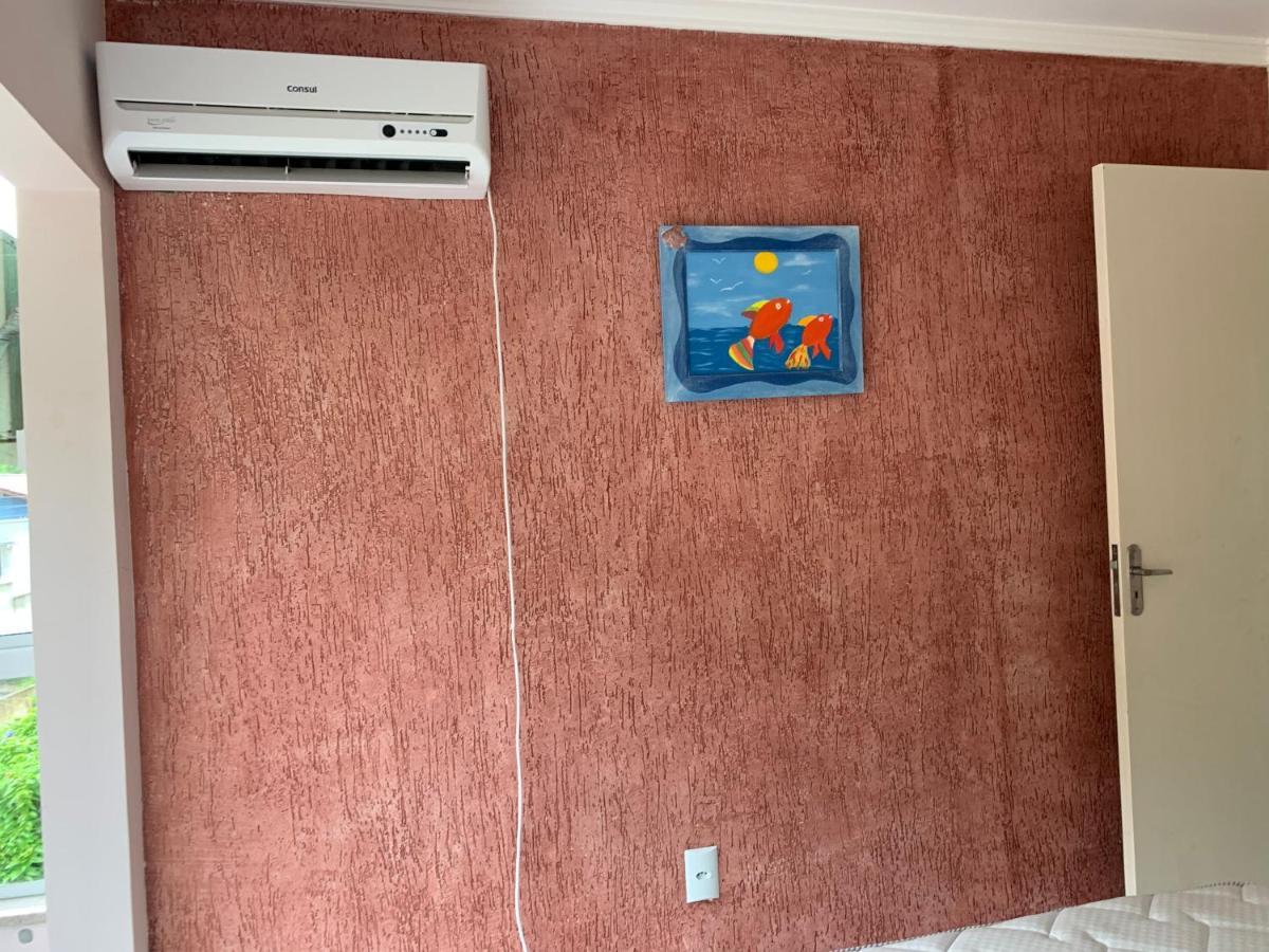 Apartamento Inteiro 3 Quartos No Condominio Solar Das Bromelias Бомбиньяс Экстерьер фото