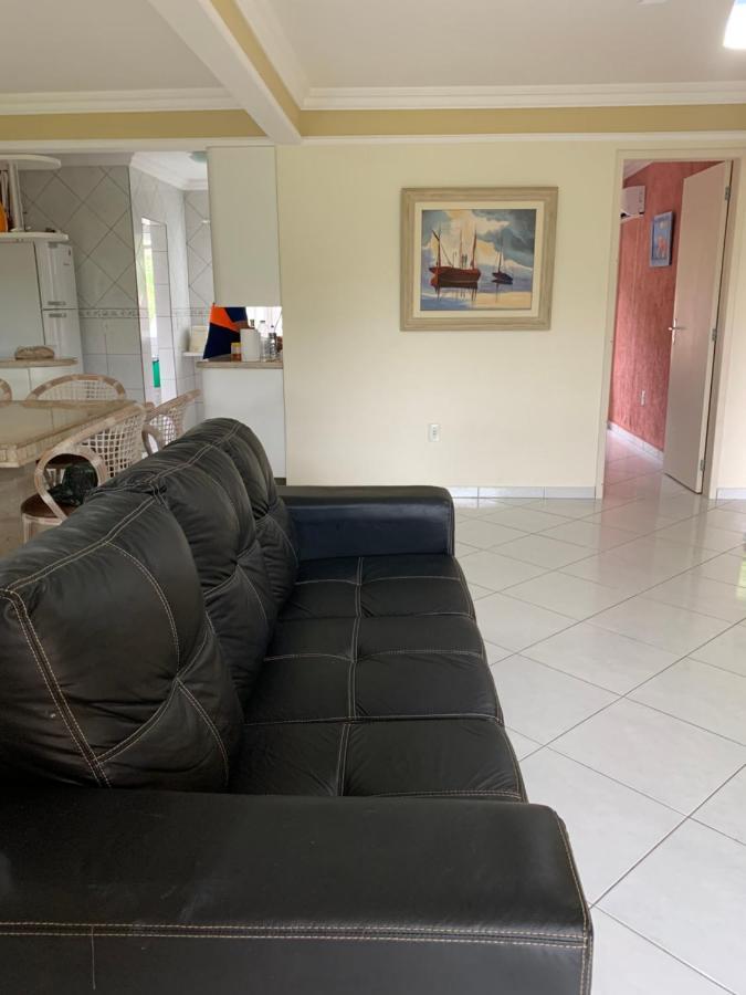Apartamento Inteiro 3 Quartos No Condominio Solar Das Bromelias Бомбиньяс Экстерьер фото