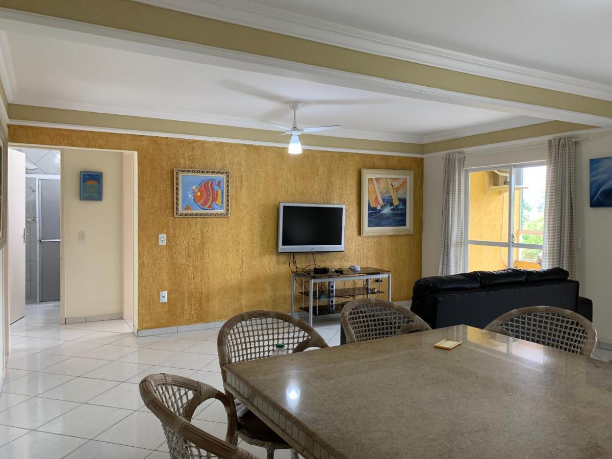 Apartamento Inteiro 3 Quartos No Condominio Solar Das Bromelias Бомбиньяс Экстерьер фото