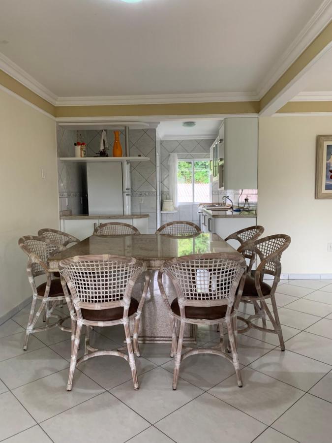 Apartamento Inteiro 3 Quartos No Condominio Solar Das Bromelias Бомбиньяс Экстерьер фото