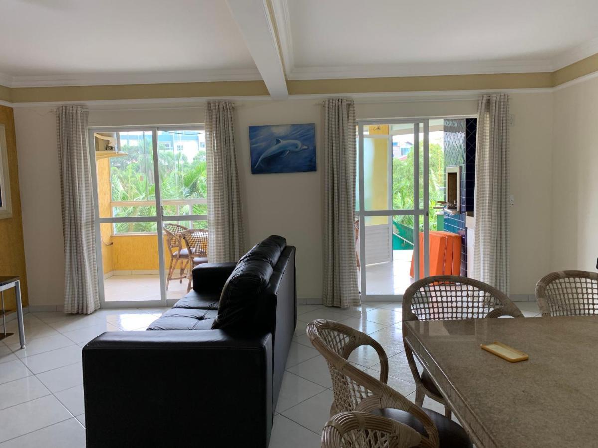 Apartamento Inteiro 3 Quartos No Condominio Solar Das Bromelias Бомбиньяс Экстерьер фото