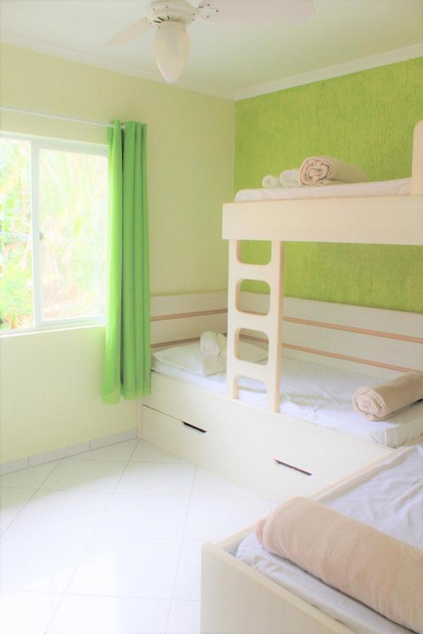 Apartamento Inteiro 3 Quartos No Condominio Solar Das Bromelias Бомбиньяс Экстерьер фото