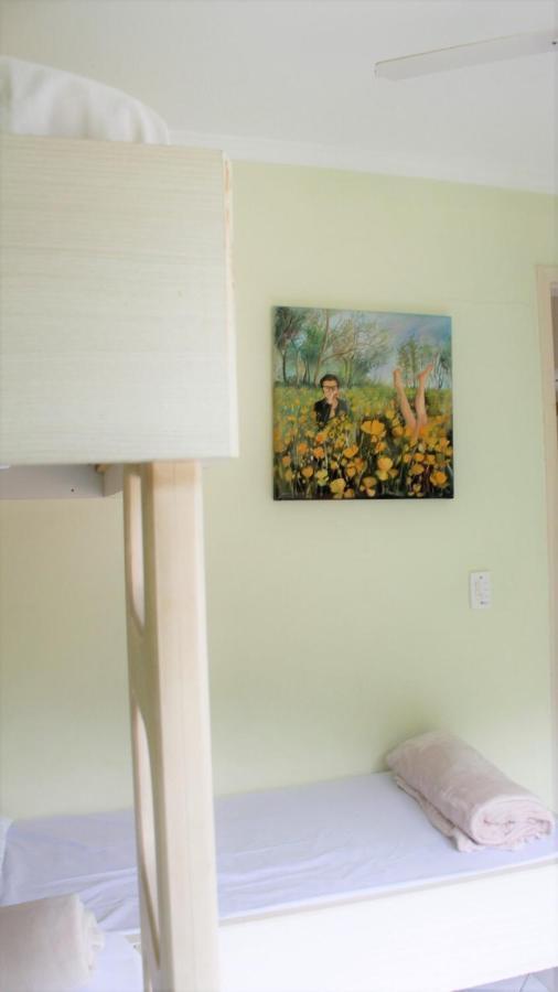 Apartamento Inteiro 3 Quartos No Condominio Solar Das Bromelias Бомбиньяс Экстерьер фото